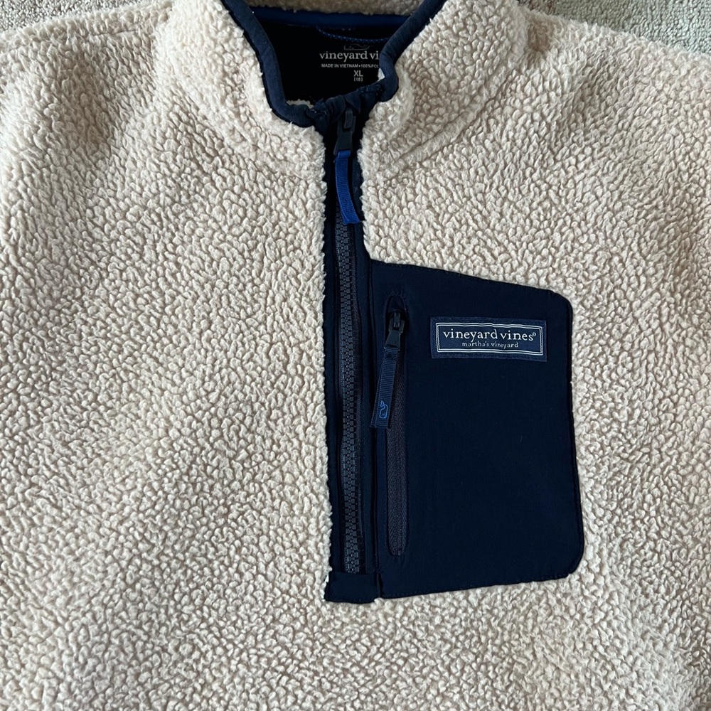 Vineyard Vines Boys Sherpa 1/4 Zip - Picture 2 of 3